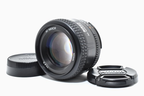 Near mint nikon af nikkor - mint],